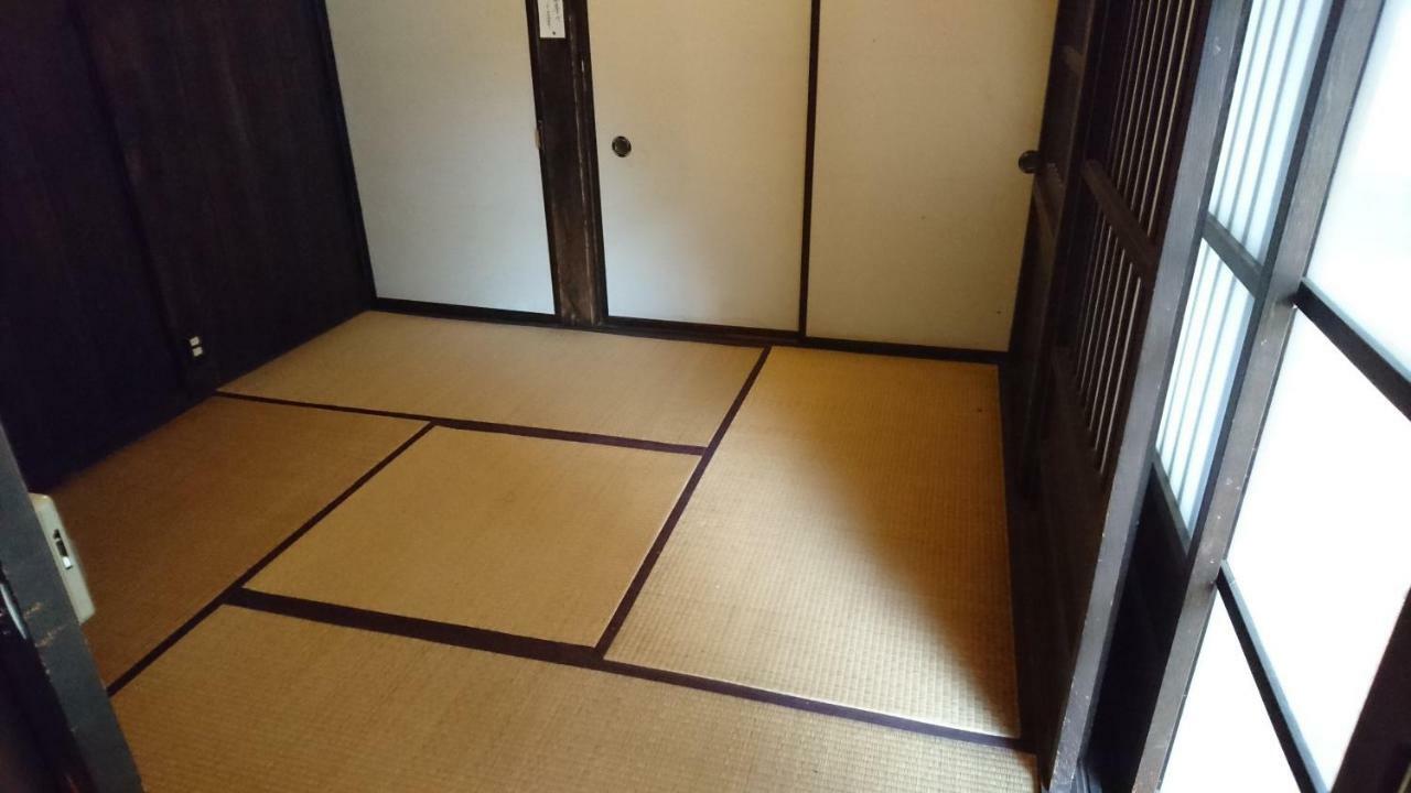 Gokayama Gassho No Sato Hotel Nanto Esterno foto