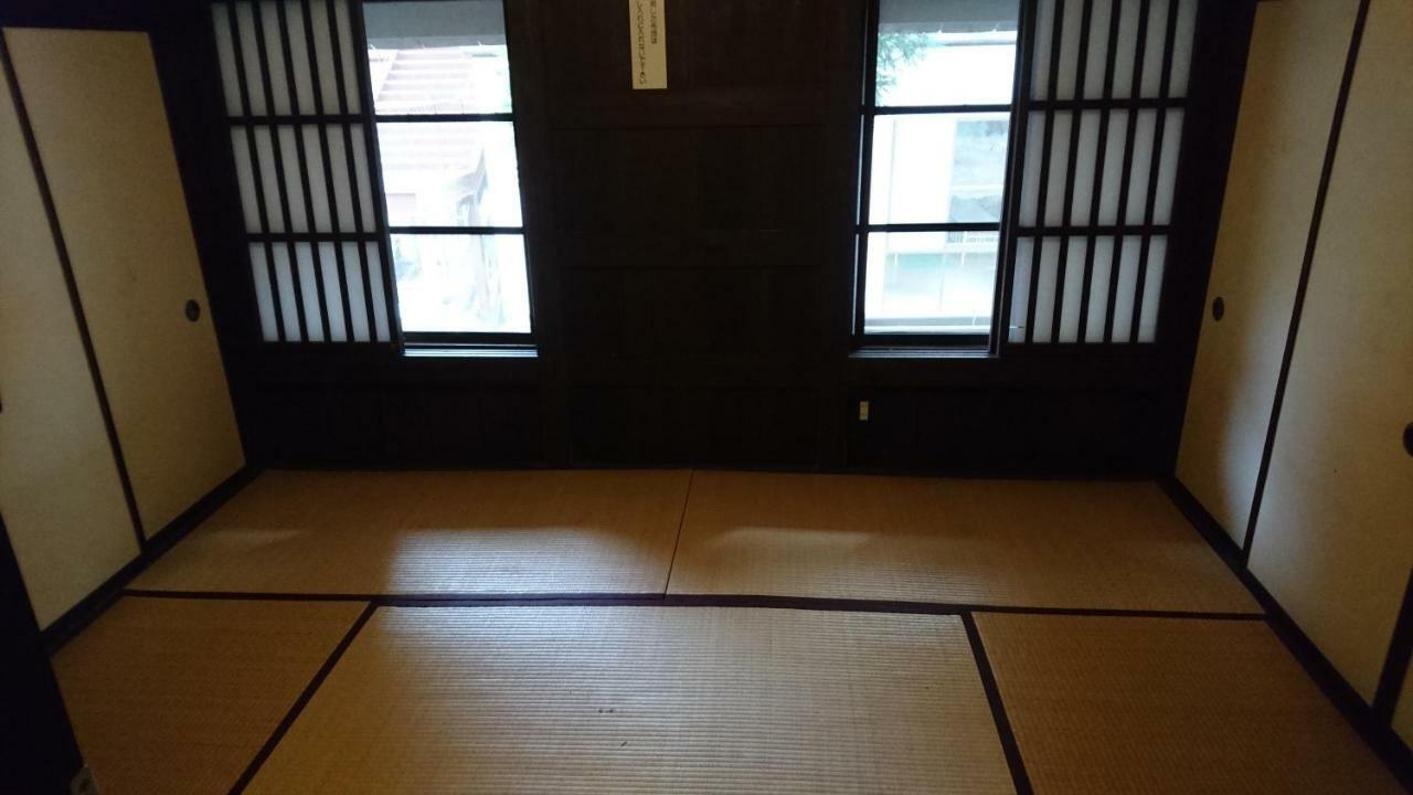 Gokayama Gassho No Sato Hotel Nanto Esterno foto