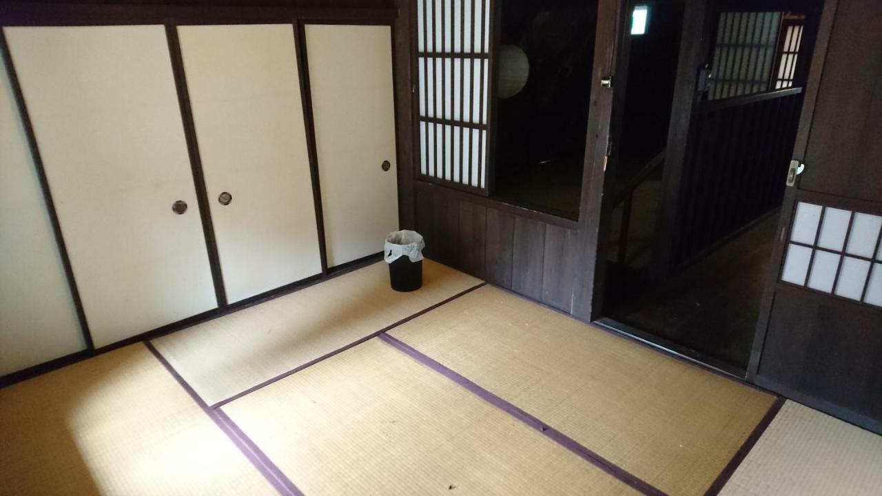 Gokayama Gassho No Sato Hotel Nanto Esterno foto